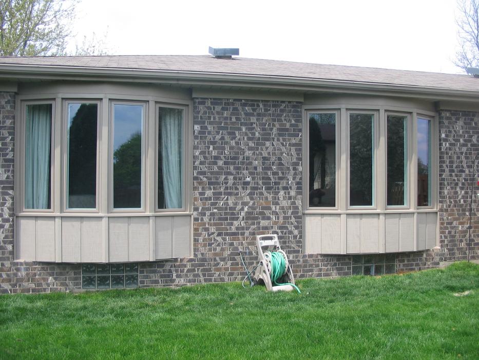Discount Window - Comstock Park, MI