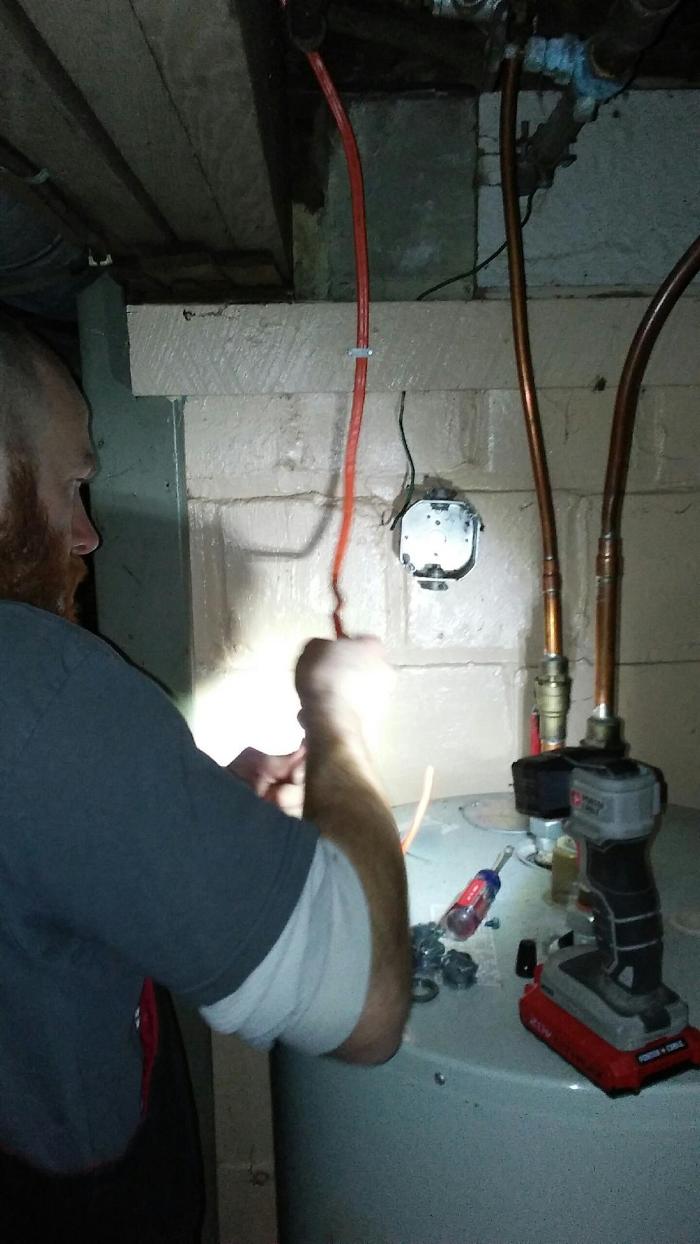 Midlakes Electric - Cromwell, IN