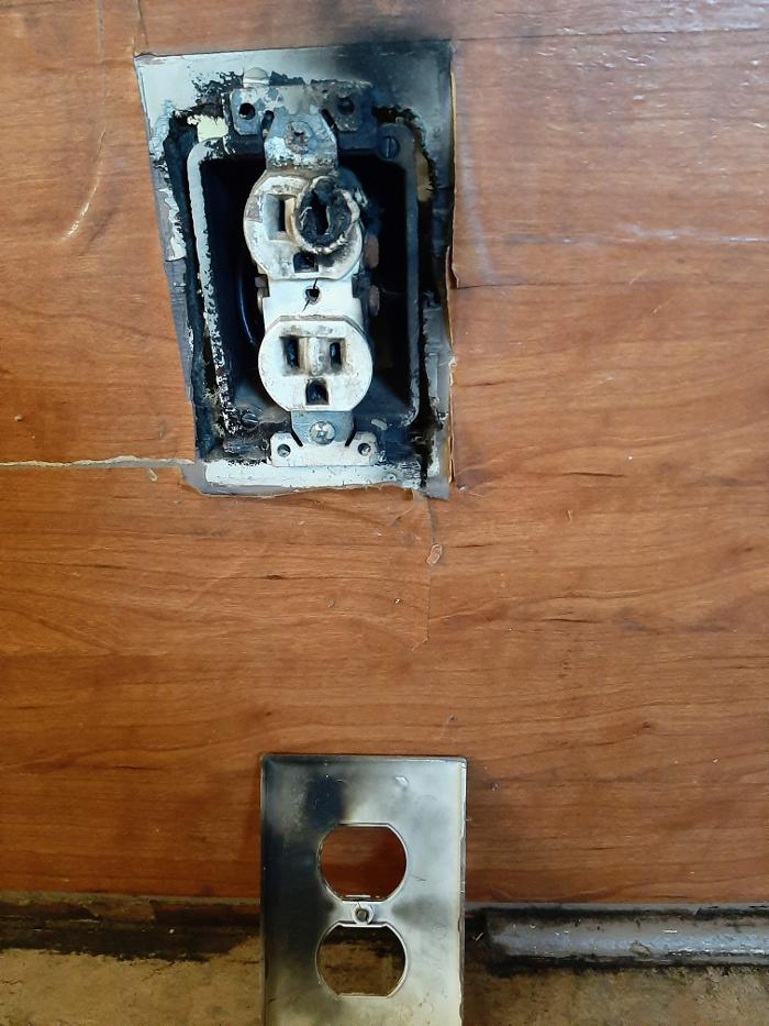 Midlakes Electric - Cromwell, IN