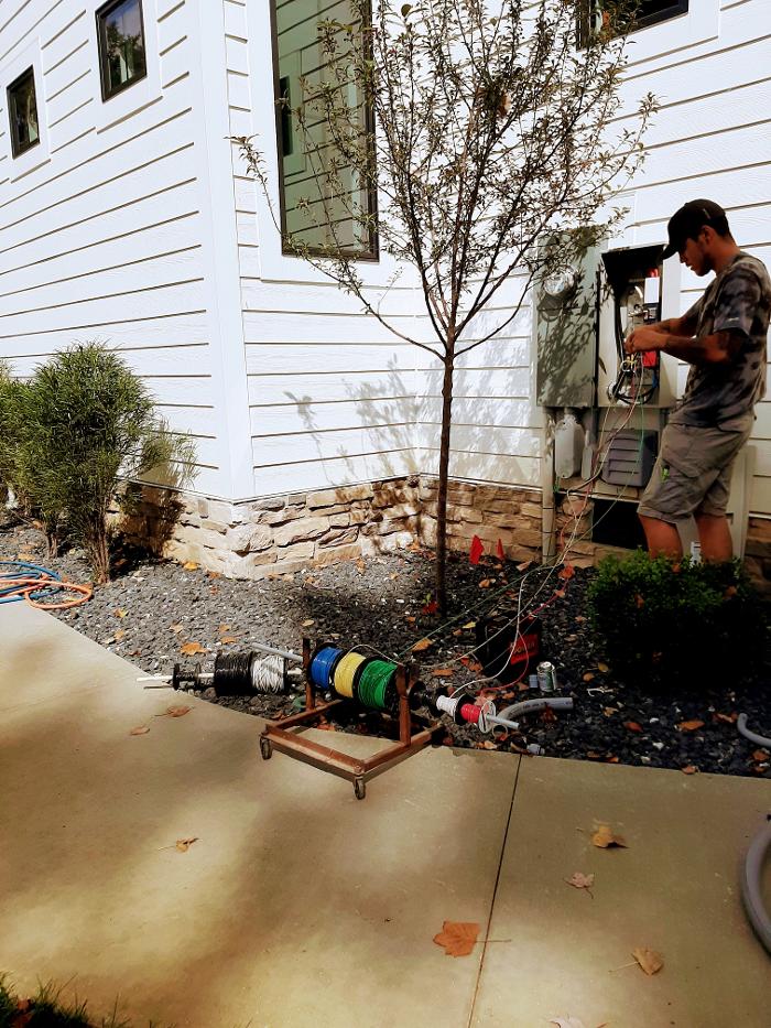 Midlakes Electric - Cromwell, IN