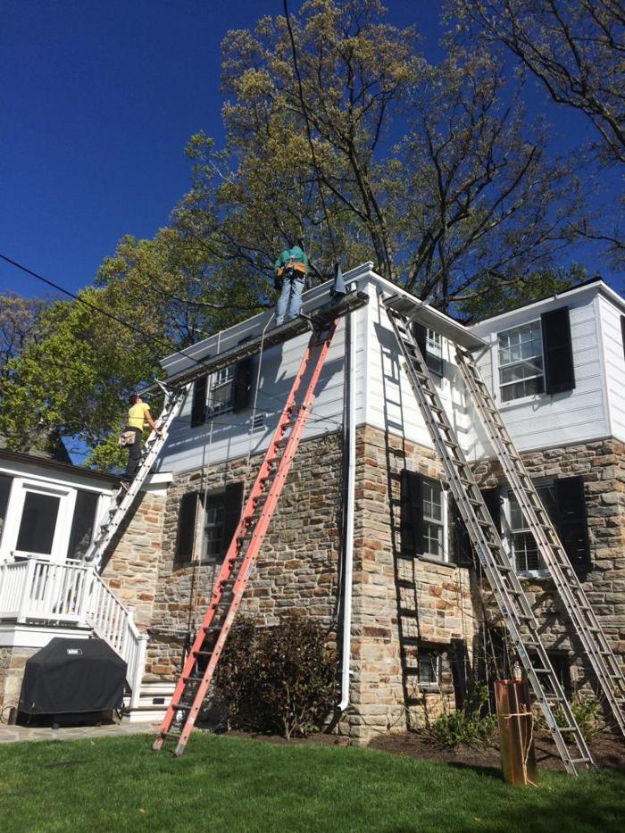 Rollins & Associates Inc. Image