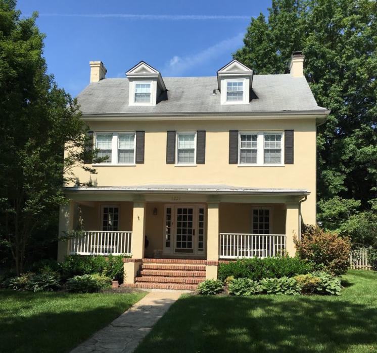 Rollins & Associates Inc. Image