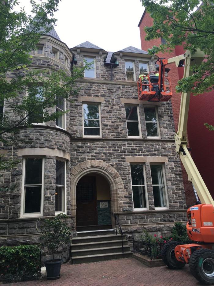 Rollins & Associates Inc. Image