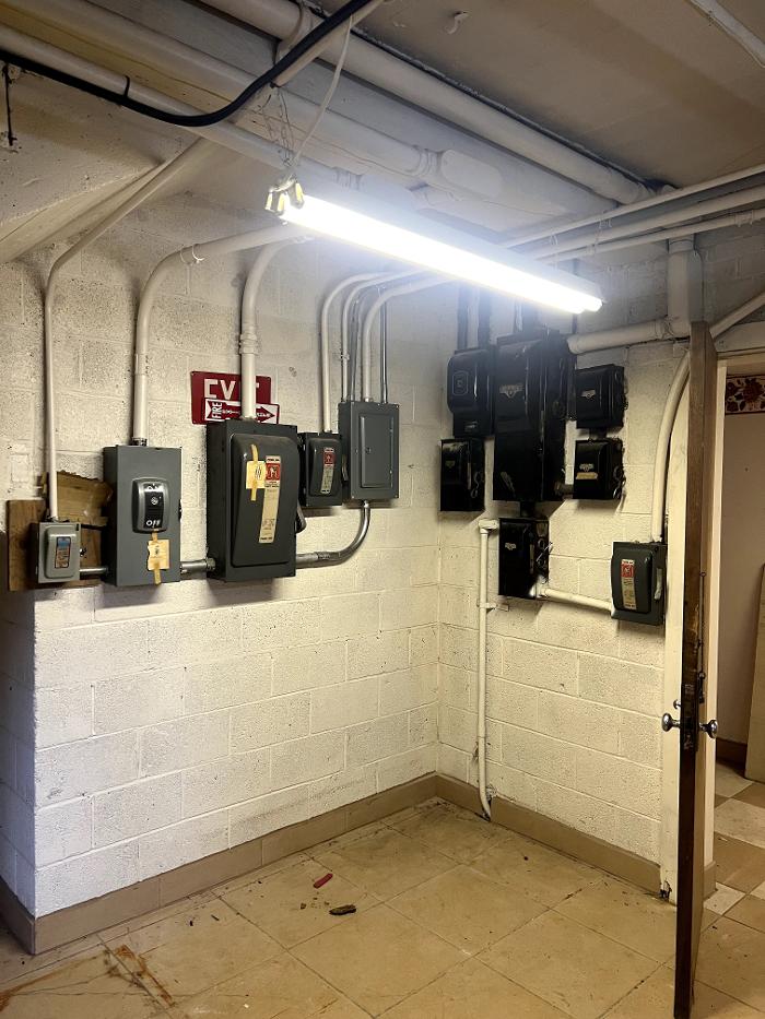 X Electric, Inc Image