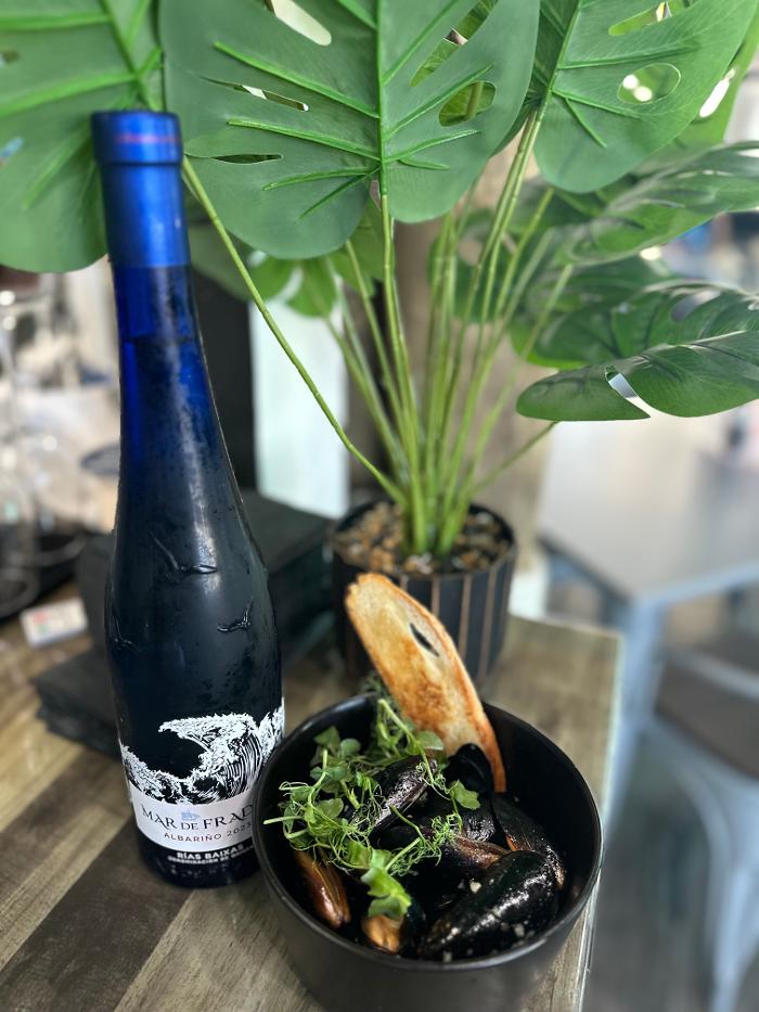 Shoreline Seafood Image