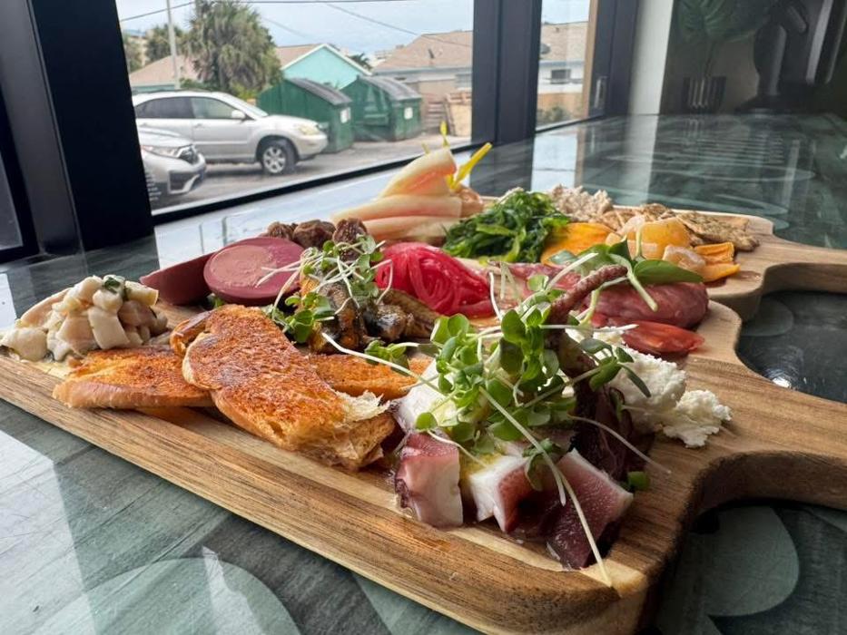 Shoreline Seafood Image