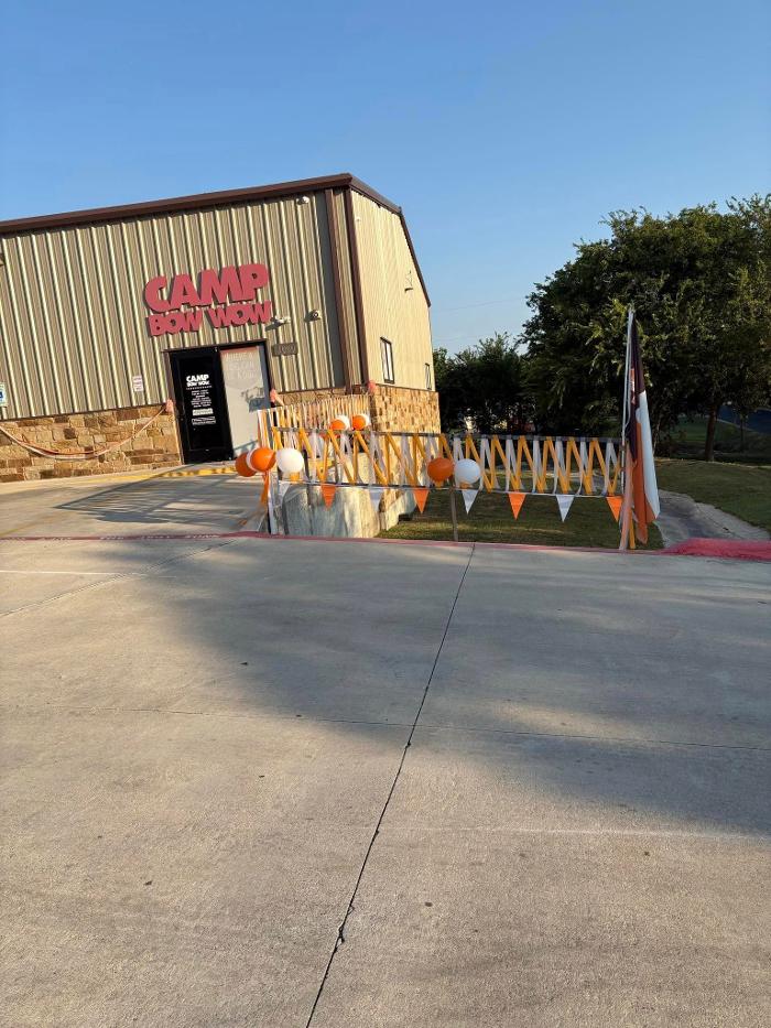 Camp Bow Wow Hutto - Hutto, TX