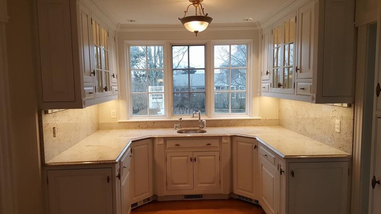 Leo's Painting and carpentry services - Hyannis, MA