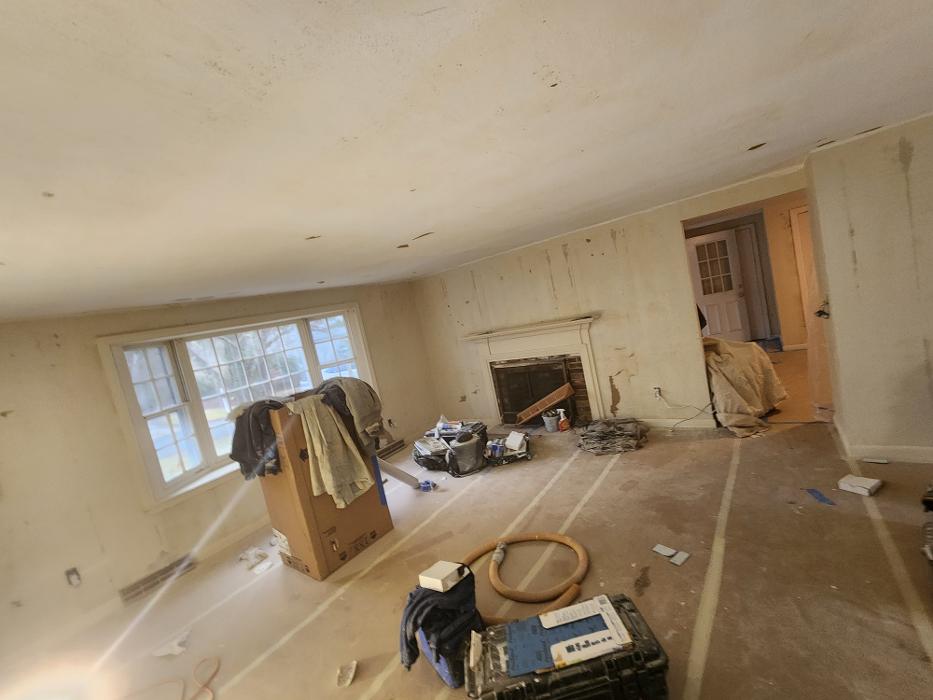 Leo's Painting and carpentry services - Hyannis, MA
