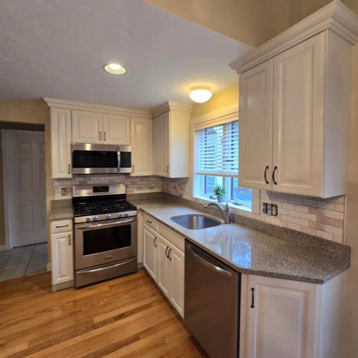 Leo's Painting and carpentry services - Hyannis, MA