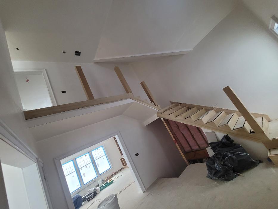 Leo's Painting and carpentry services - Hyannis, MA
