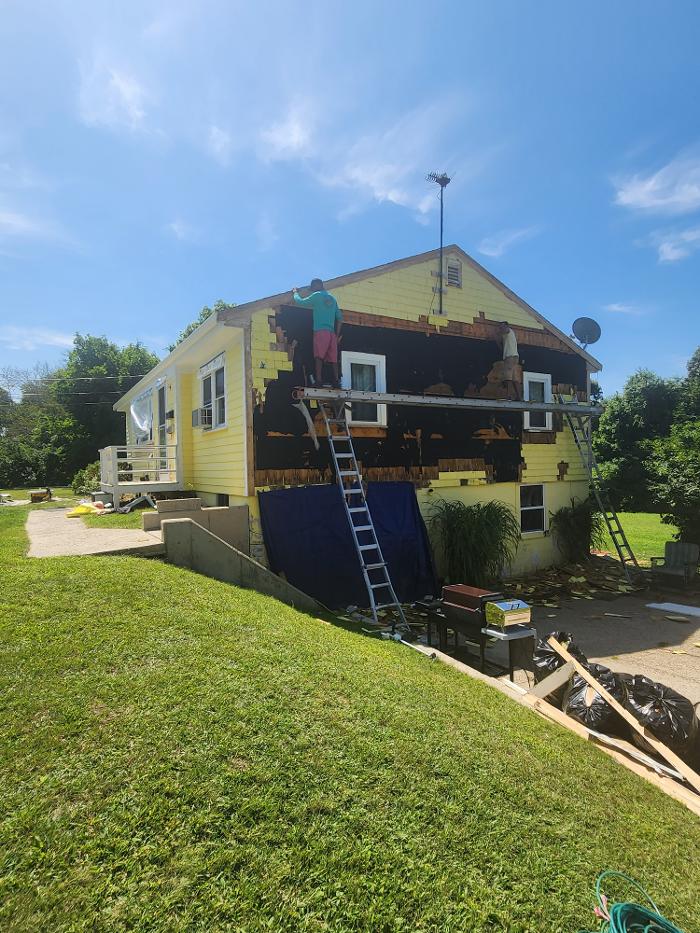 Leo's Painting and carpentry services - Hyannis, MA