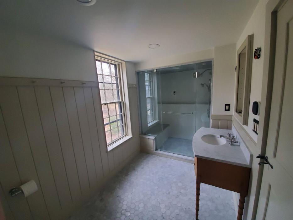 Leo's Painting and carpentry services - Hyannis, MA