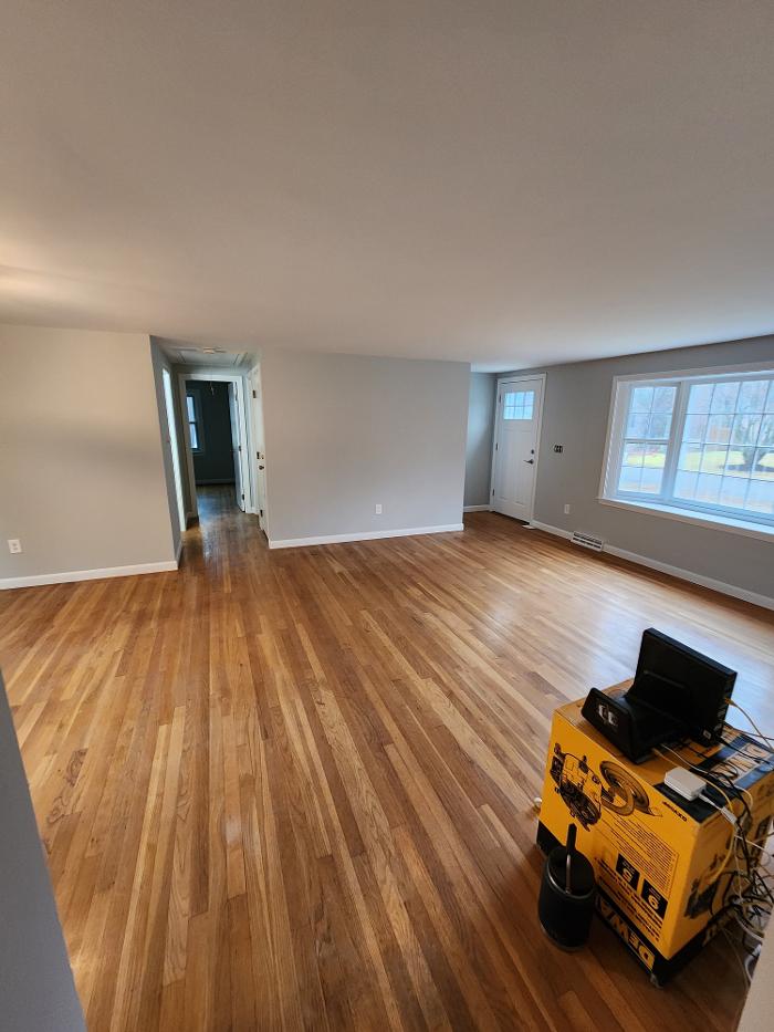 Leo's Painting and carpentry services - Hyannis, MA
