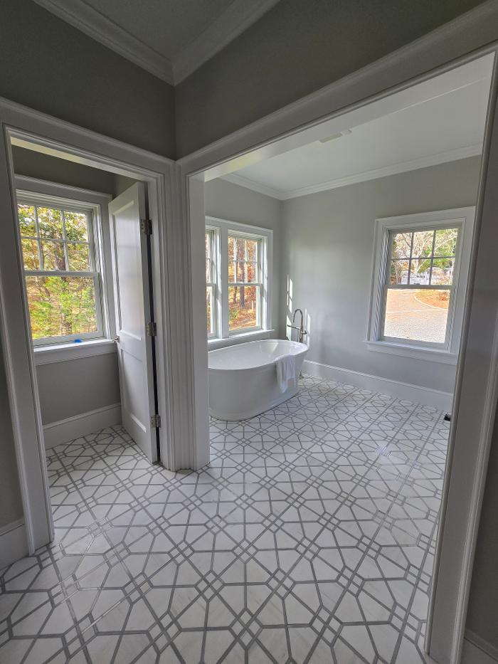 Leo's Painting and carpentry services - Hyannis, MA