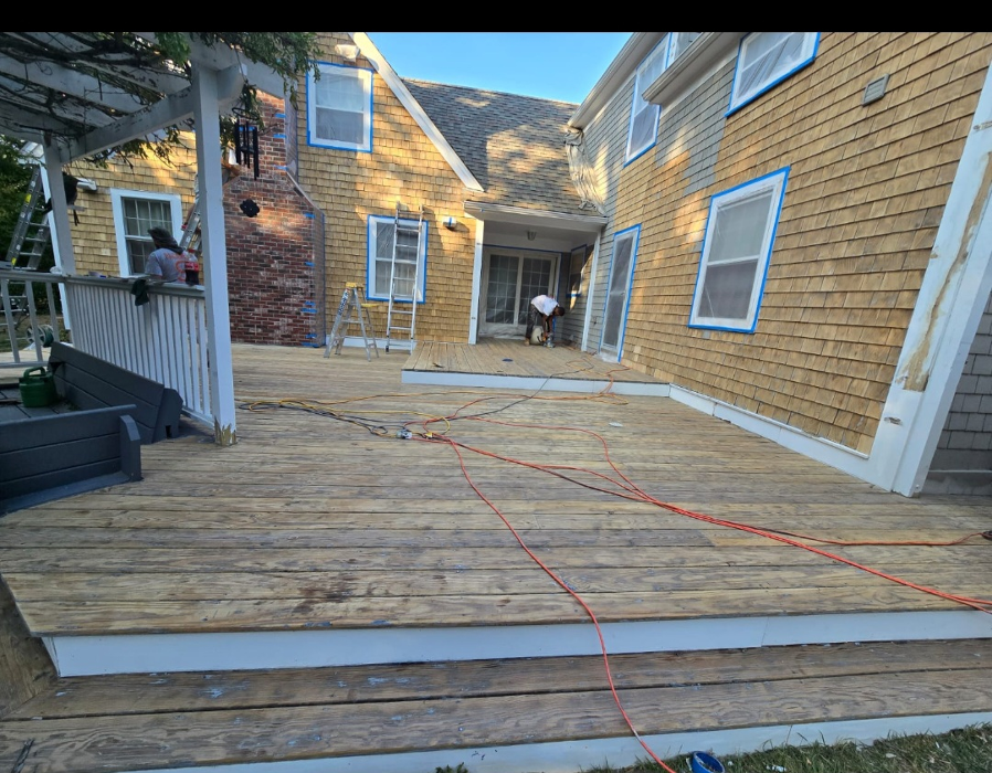 Leo's Painting and carpentry services - Hyannis, MA