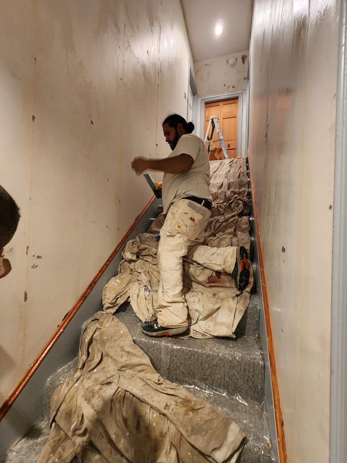 Leo's Painting and carpentry services - Hyannis, MA