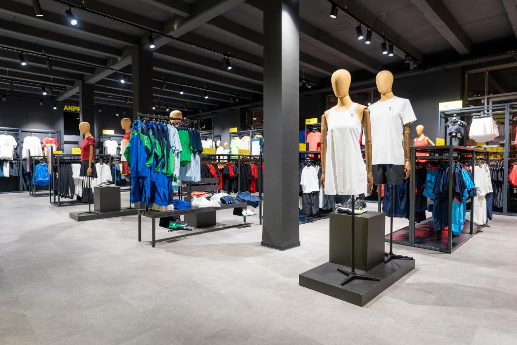 Tennis-Point | Padel-Point, Hanauer Landstraße in Frankfurt am Main