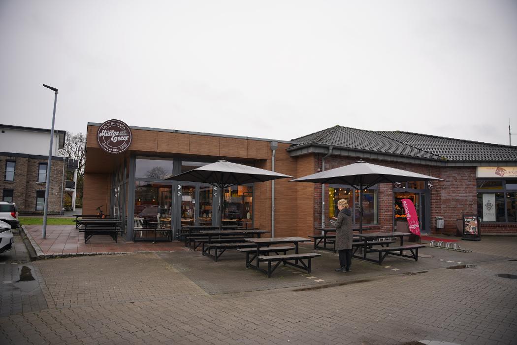 Müller & Egerer Bäckerei und Konditorei GmbH, Tiergartenstraße in Jade