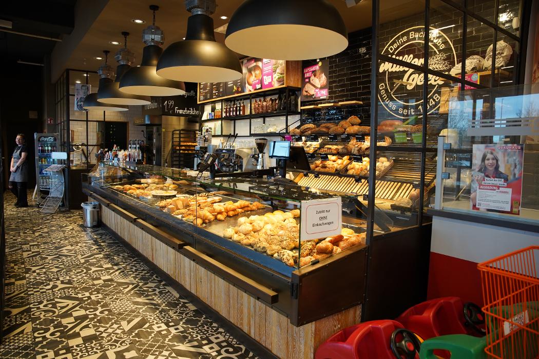 Müller & Egerer Bäckerei und Konditorei GmbH, Hans-Bredow-Straße in Bremen