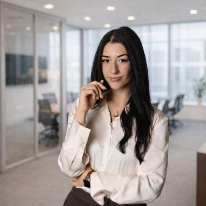 ERGO Versicherung Selen Dönmez, Lucy-Lameck-Straße in Berlin