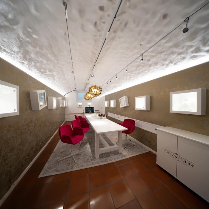 Stauss, Uhren und Schmuck, Hochbrücktorstraße in Rottweil