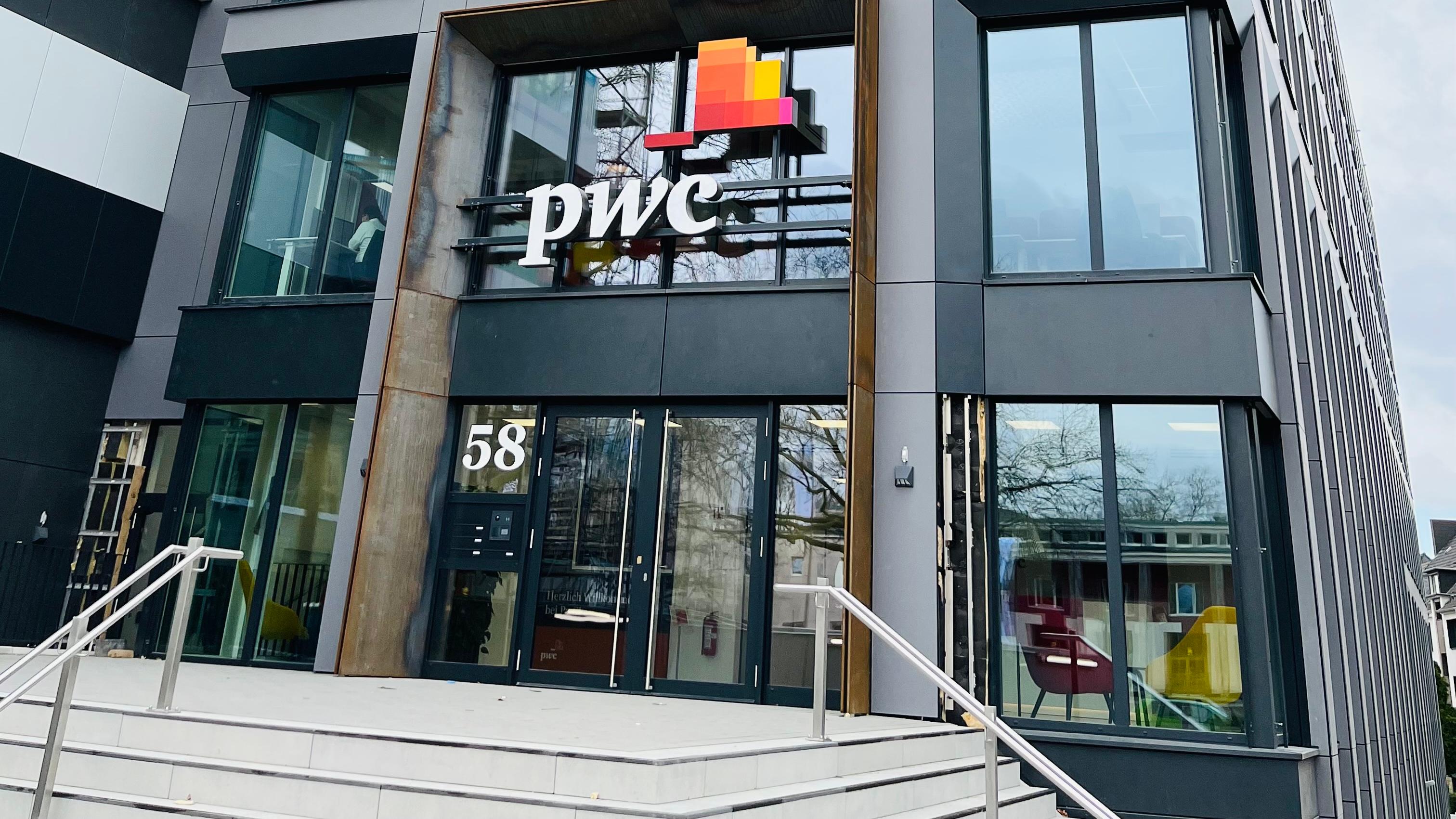 PricewaterhouseCoopers GmbH Wirtschaftsprüfungsgesellschaft, Huyssenallee in Essen
