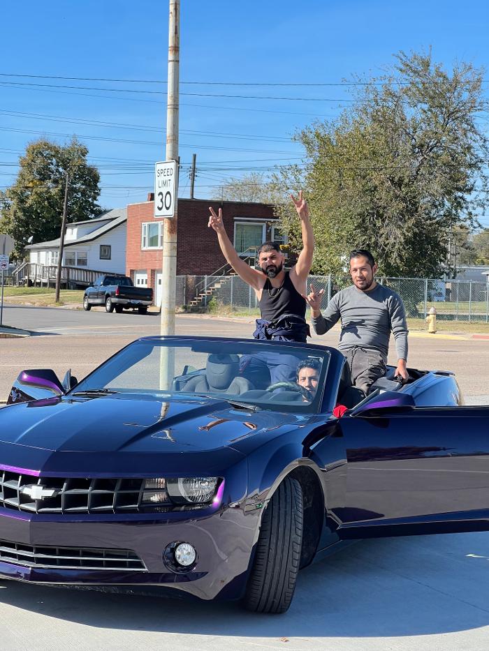 AZAWI AUTO BODY Logo