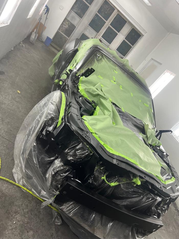 AZAWI AUTO BODY Image