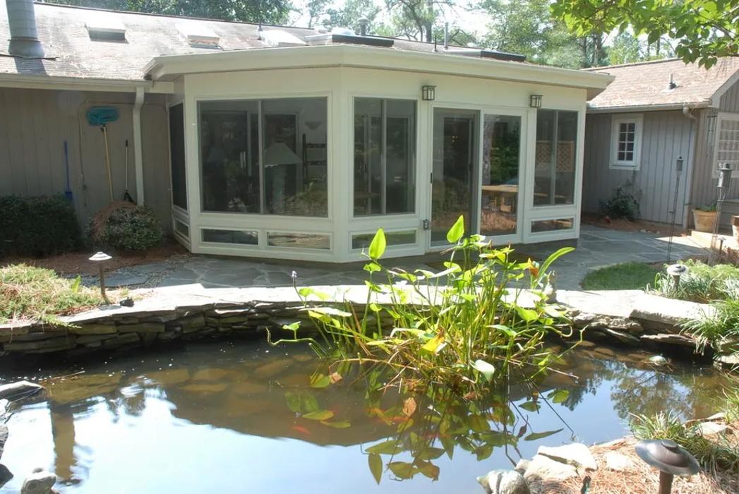 Harland Windows & Siding Image