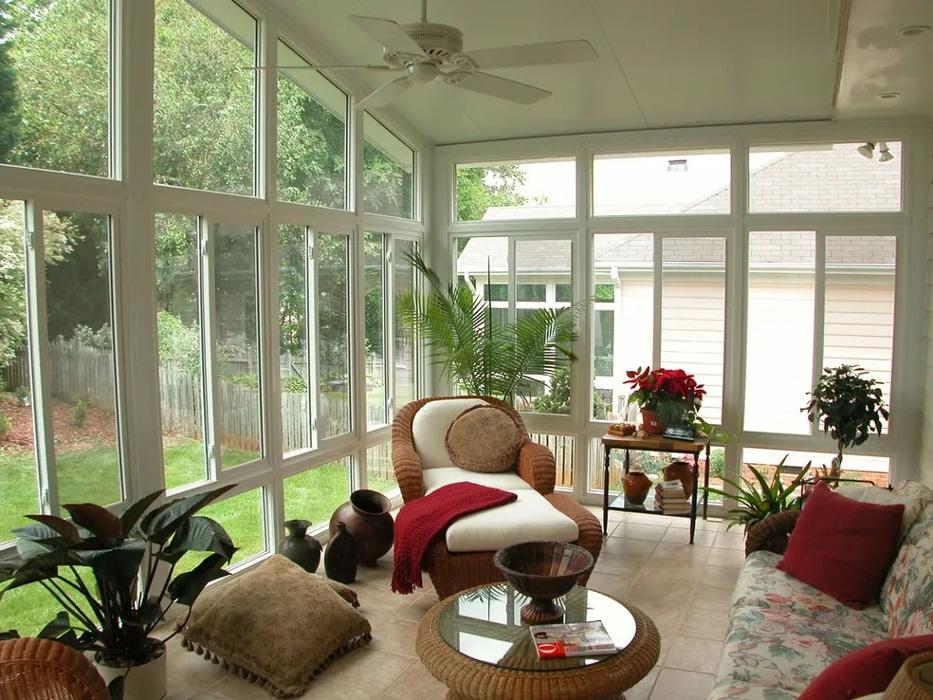 Harland Windows & Siding Image