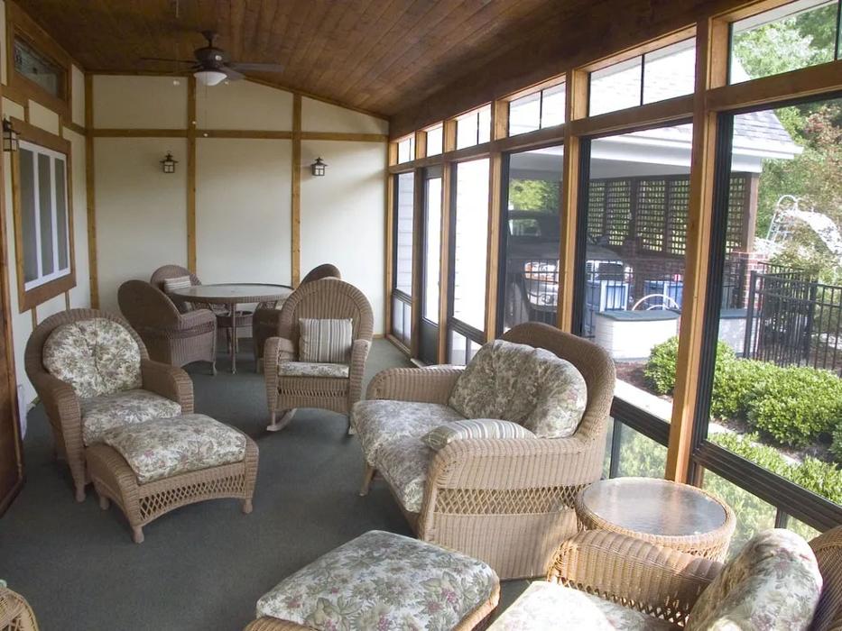 Harland Windows & Siding Image