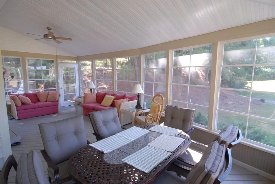 Harland Windows & Siding Image