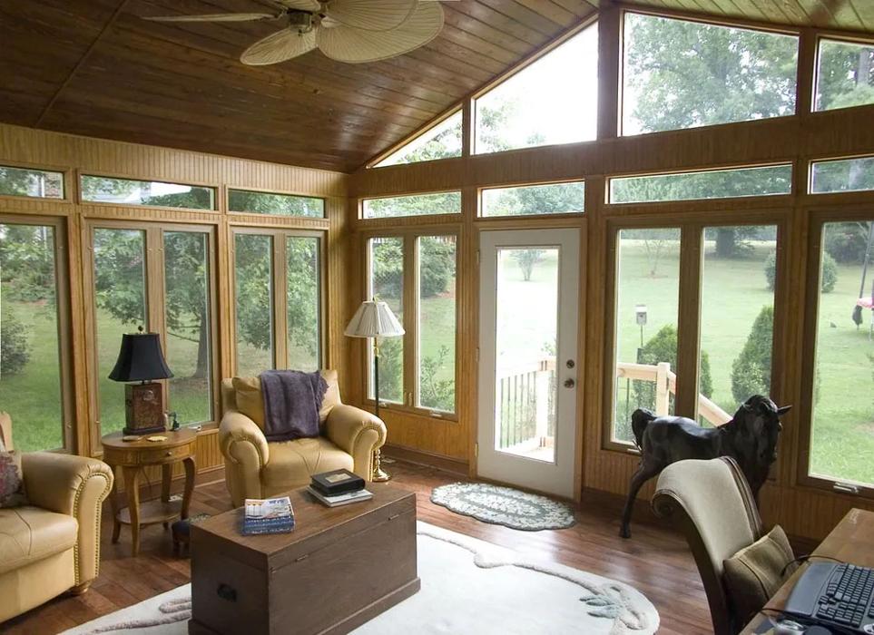 Harland Windows & Siding Image