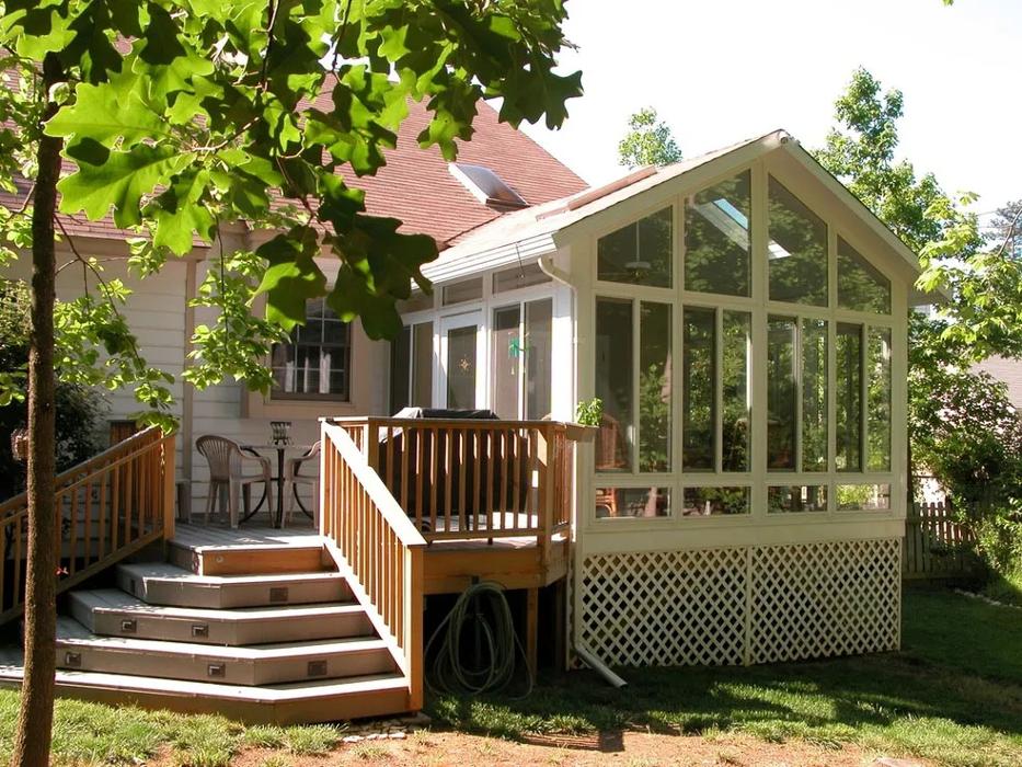 Harland Windows & Siding Image