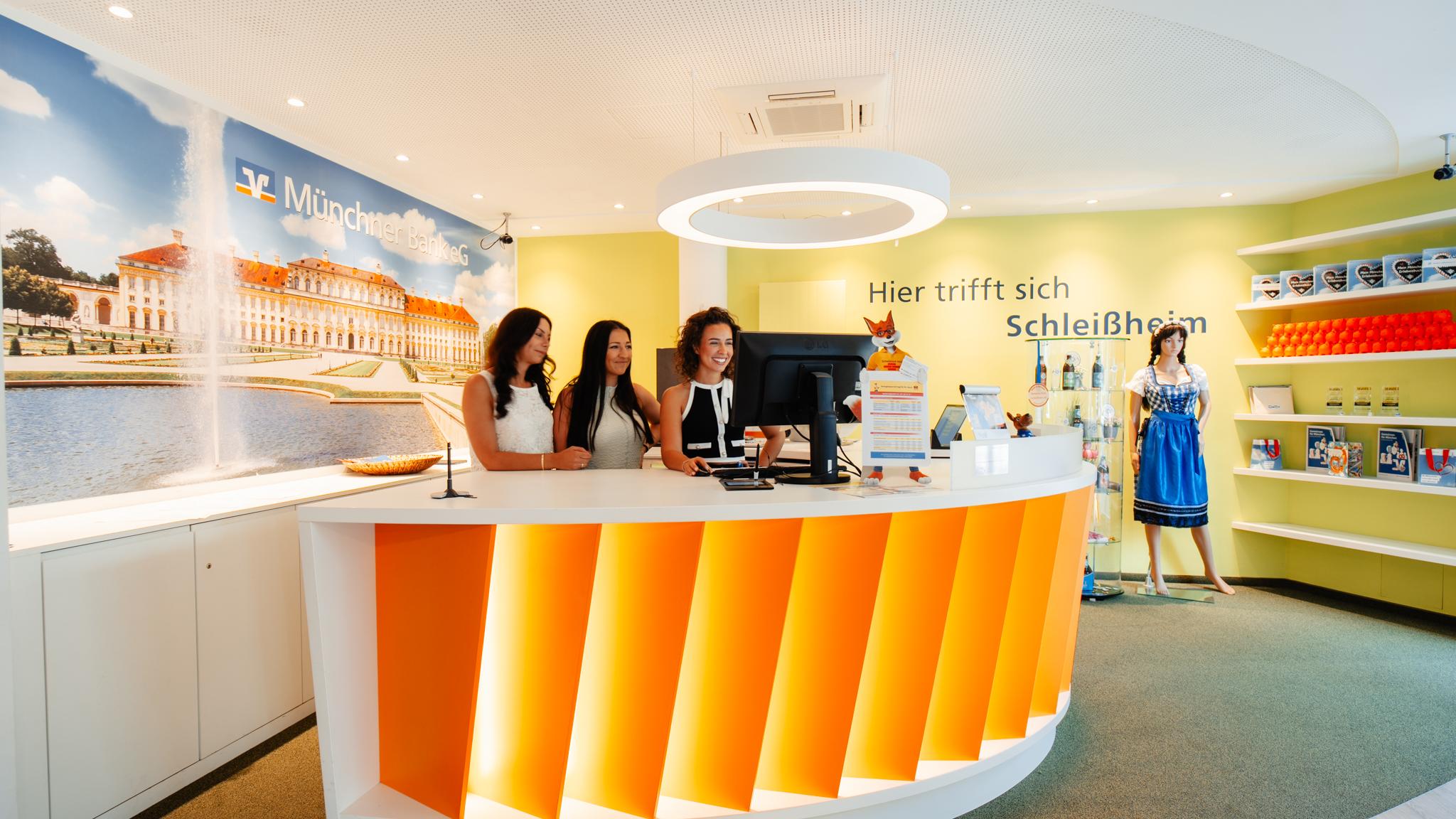 Münchner Bank eG Filiale Oberschleißheim, Professor-Otto-Hupp-Straße in Oberschleißheim