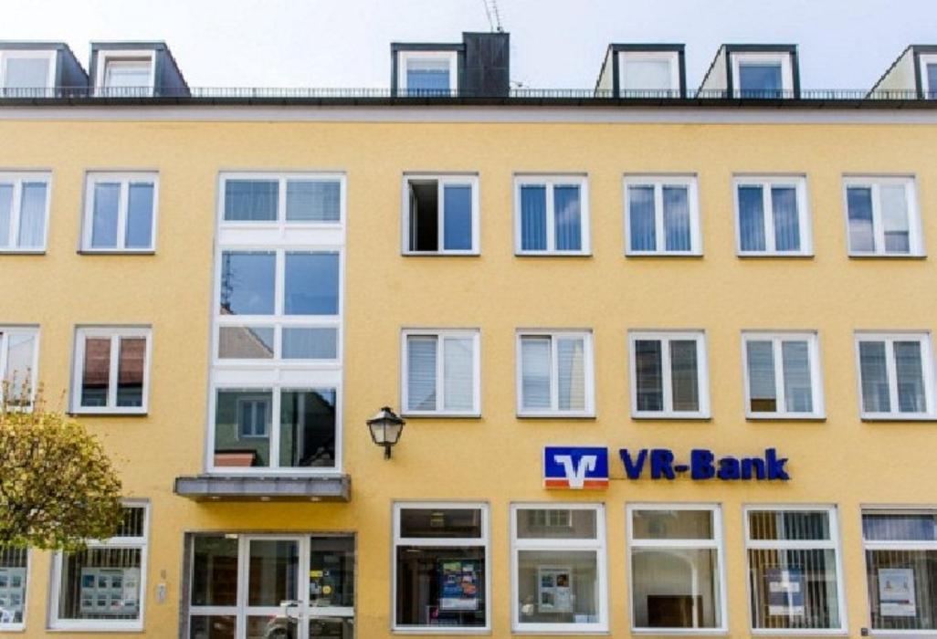 VR-Bank Erding eG - Hauptgeschäftsstelle Erding, Zollnerstraße in Erding