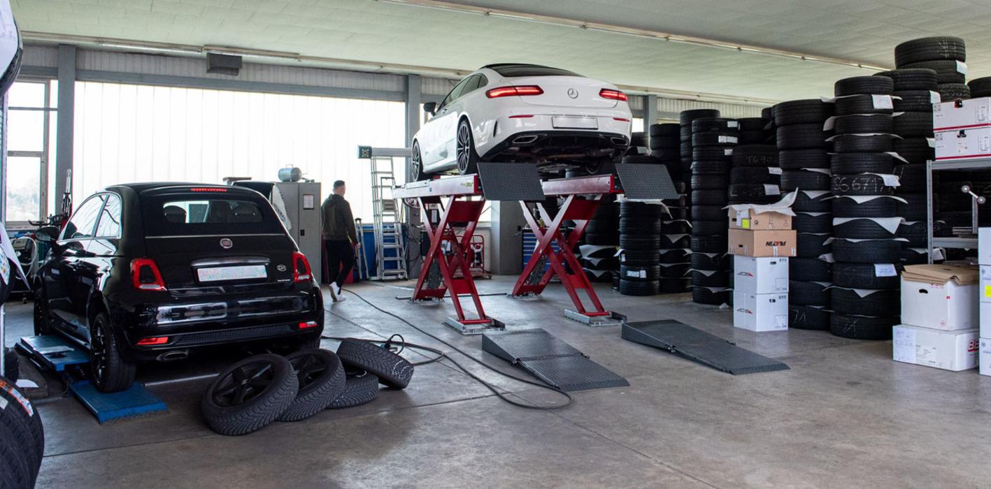 Eberhart Reifen GmbH, Hauptstrasse in Sommeri