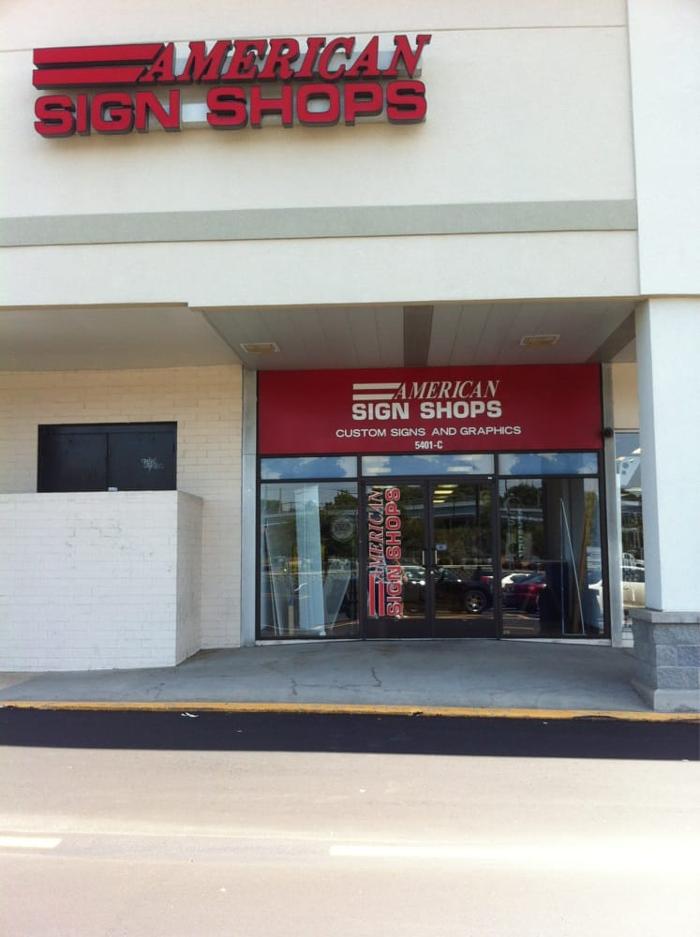 Signs By Tomorrow Charlotte South Logo