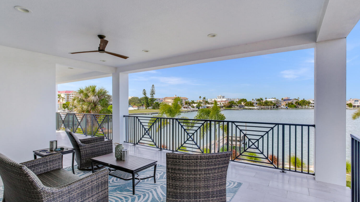 AVENTIS Homes - St. Petersburg, FL