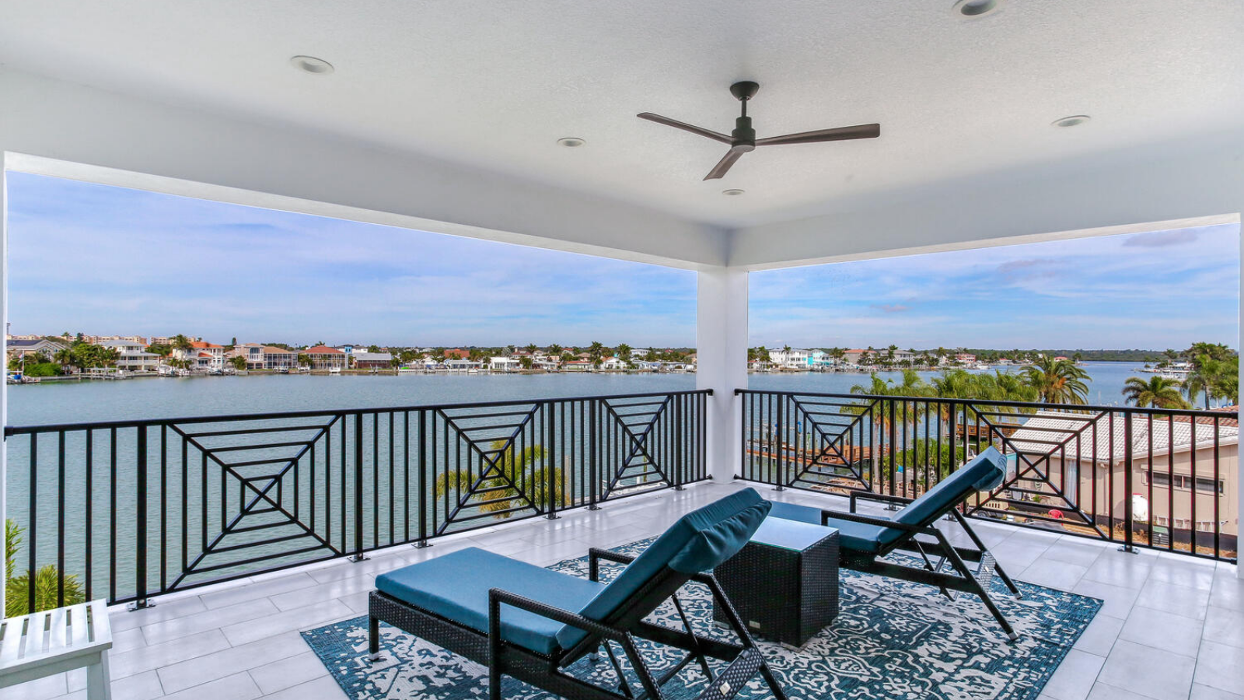 AVENTIS Homes - St. Petersburg, FL