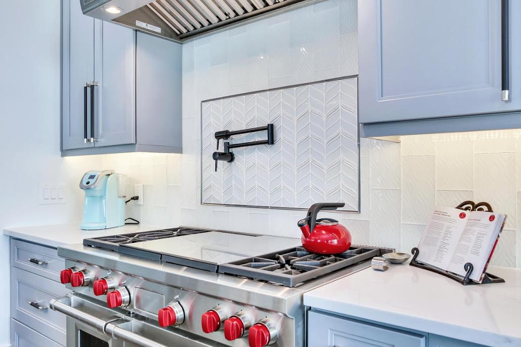 AVENTIS Homes - St. Petersburg, FL