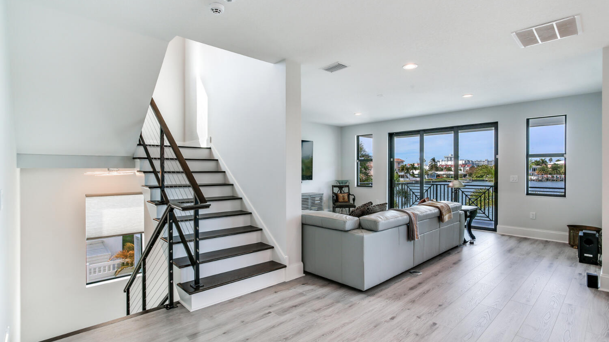 AVENTIS Homes - St. Petersburg, FL