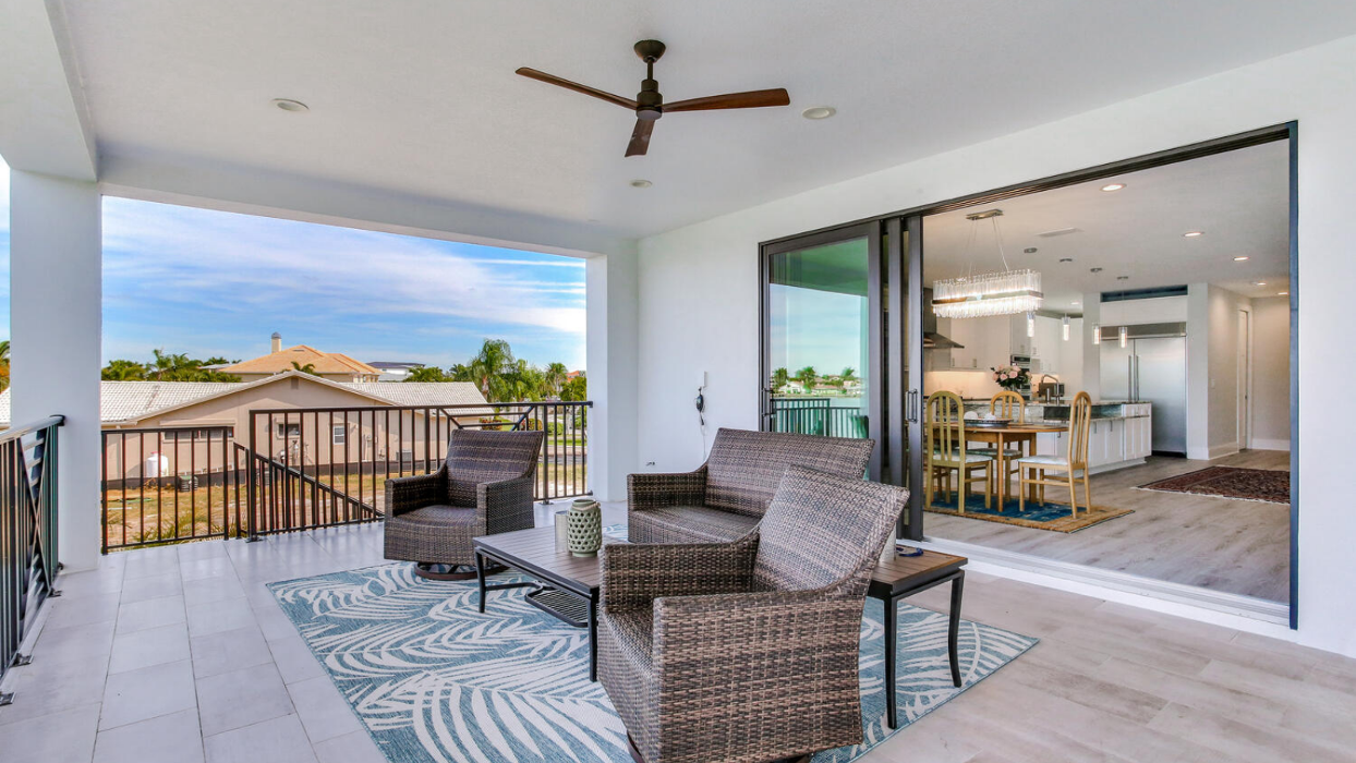 AVENTIS Homes - St. Petersburg, FL