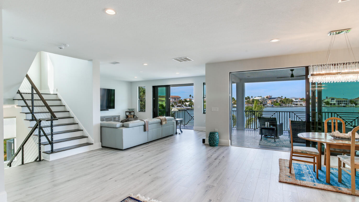 AVENTIS Homes - St. Petersburg, FL