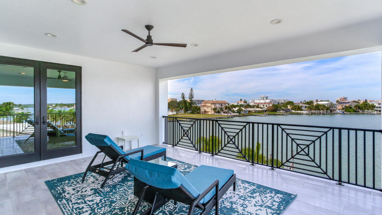 AVENTIS Homes - St. Petersburg, FL