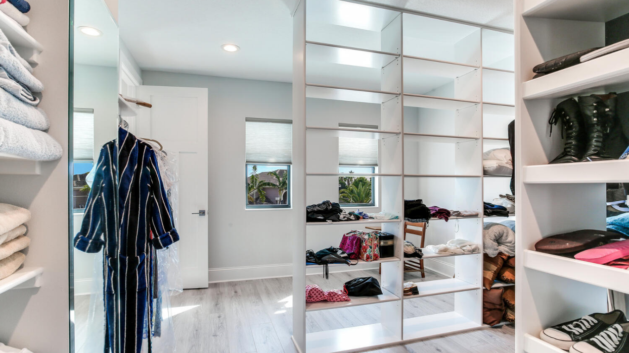 AVENTIS Homes - St. Petersburg, FL