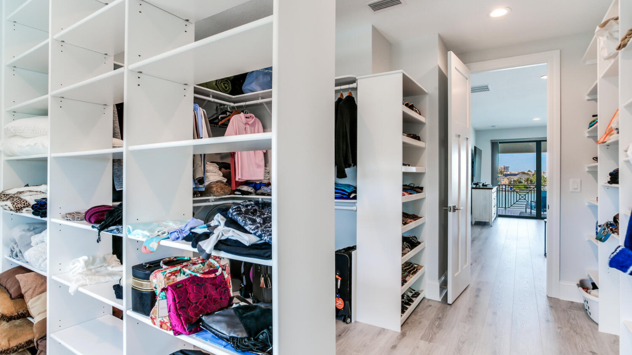 AVENTIS Homes - St. Petersburg, FL