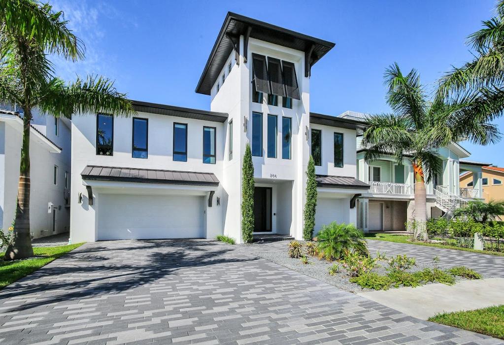 AVENTIS Homes - St. Petersburg, FL