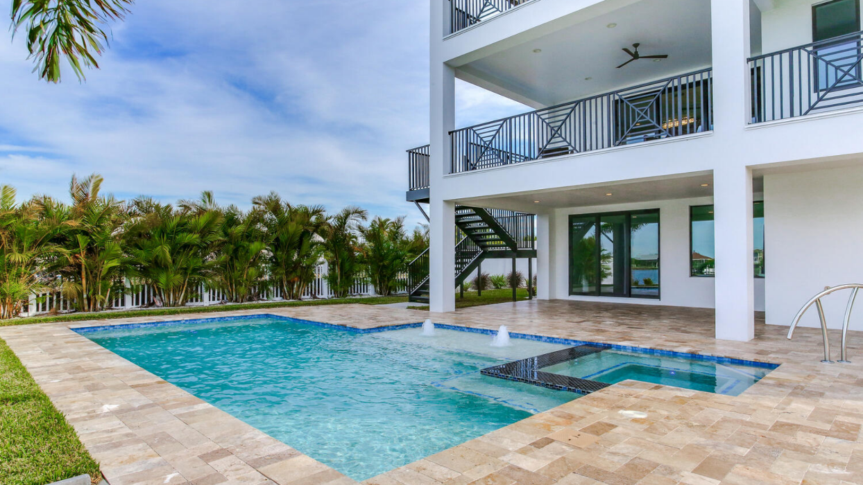 AVENTIS Homes - St. Petersburg, FL